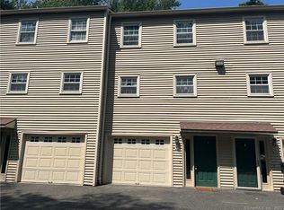 39 Prange Rd #39, Brookfield, CT 06804