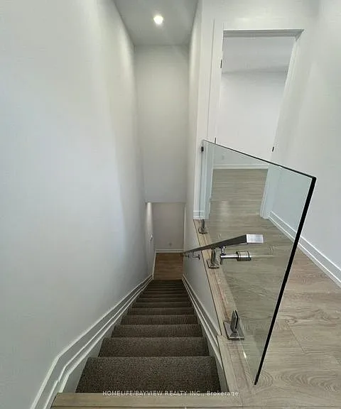 311 Linsmore Cres #3 — Photo 20