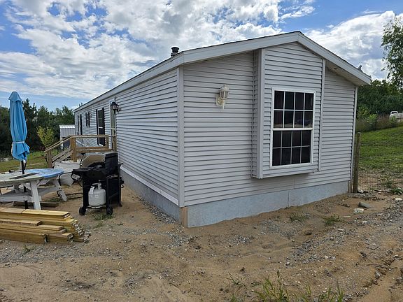 2nd image of 623 Dunn Rd