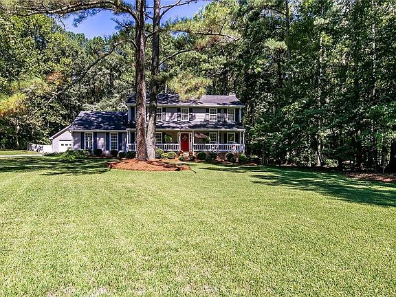 2nd image of 195 Country Squire Dr