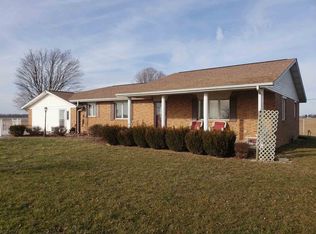 3224 E 1200 N, Elnora, IN 47529