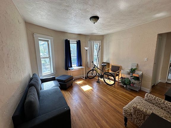 5th image of 227 Boston Ave #3