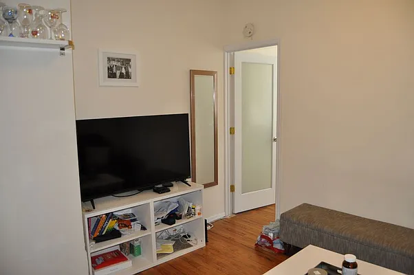 Rented by Sky Management | media 35