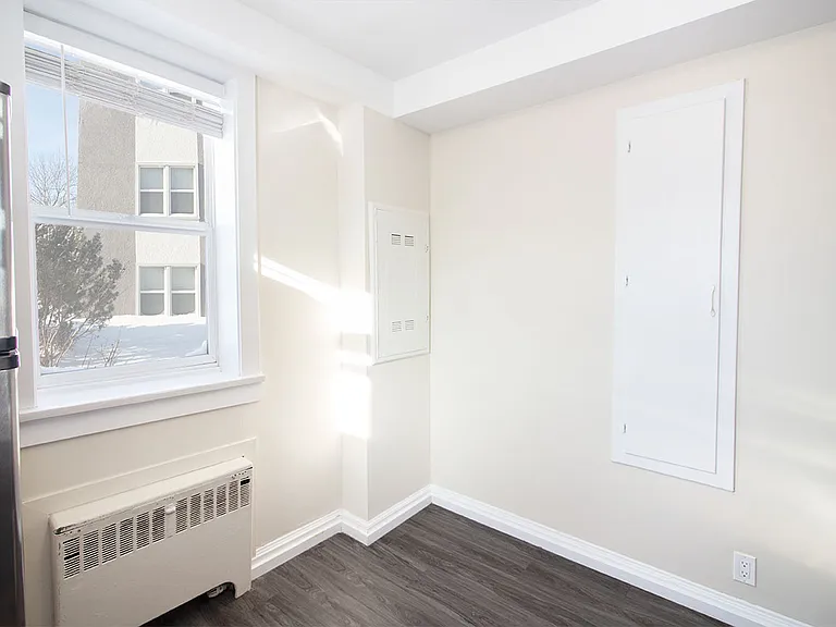 315 Marion St #7 — Photo 6
