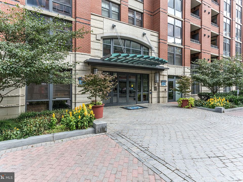 1st image of 1021 N Garfield St APT 722