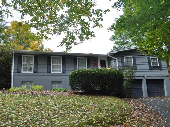 315 E Ridge Dr, Boone, NC 28607