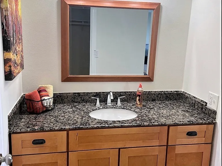 6542 Ocean Crest Dr #C308 — Photo 11