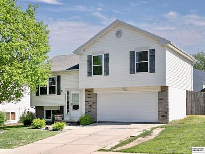 8202 Hanover St, Omaha, NE, 68122