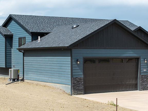 5th image of 541 Denali Dr