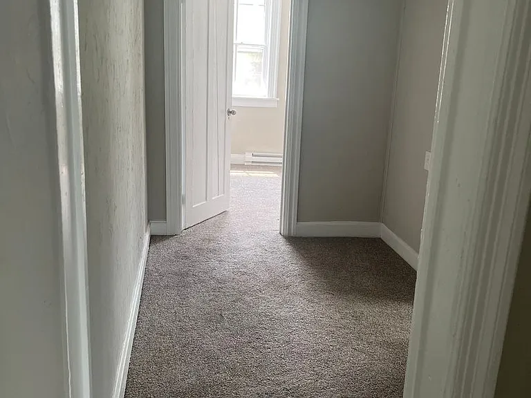 153 E Louther St — Photo 11