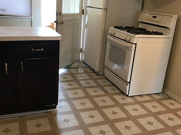 4th image of 13940 S Edbrooke Ave APT 3E