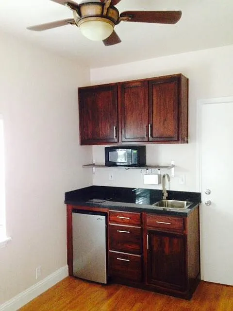 1206 Olive Ave — Photo 4