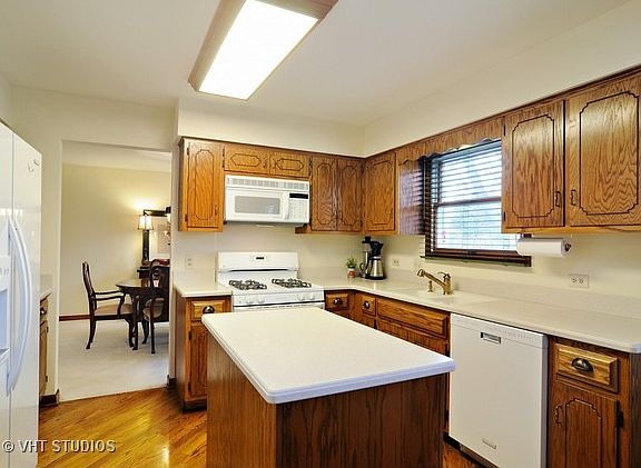 5th image of 792 W Kimball Ave