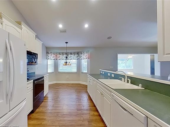 4th image of 1837 W Dinner Lake Dr