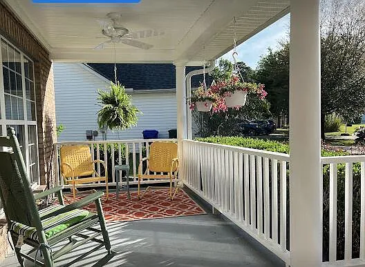 4 bed, 2.5 bath, 2558 sqft, $3,500 — Photo 3
