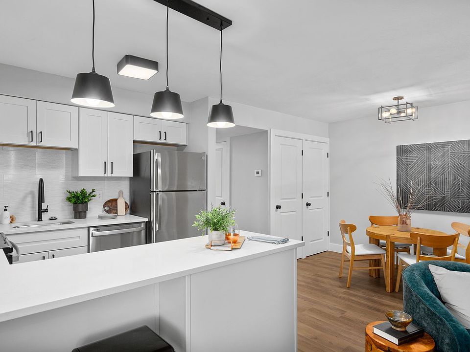 1st image of 8360 Delmar Blvd #7c9a142ba