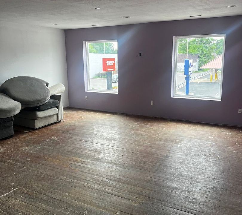 1st image of 513 Main St #1
