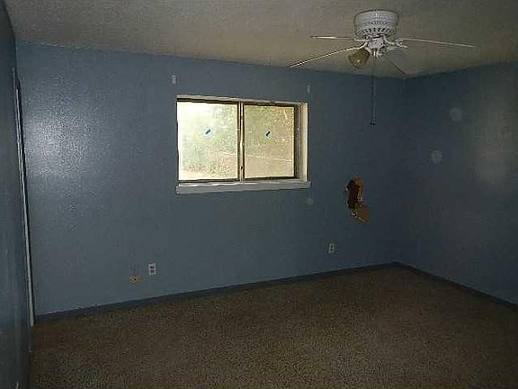 5th image of 1622 Applewood Dr