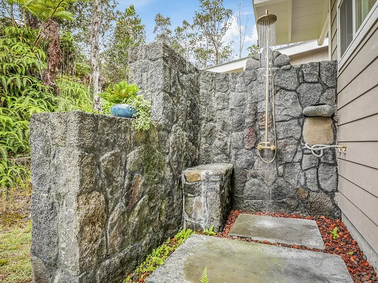 11-3273 Alaula St #A — Photo 41