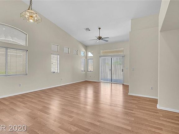4th image of 9736 Meeks Bay Ave