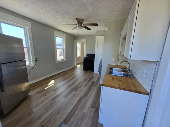 7114 Clark Ave Unit 2, Cleveland, OH 44102