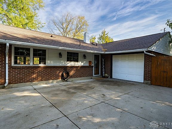 3rd image of 6308 Malton Ct