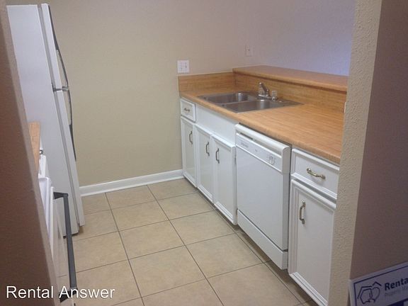 4th image of 8110 Albacore Dr APT 42