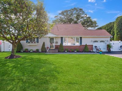 531 Myrtle Avenue, West Islip, NY, 11795