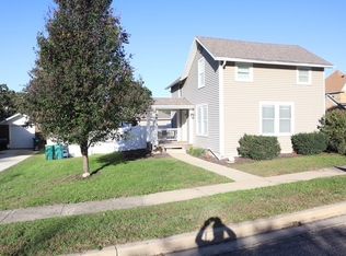 117 4th St, Walnut, IL 61376