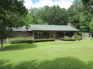 340 Treetop Dr, Bremen, GA 30110