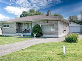 8517 Smithton Rd, Louisville, KY 40219