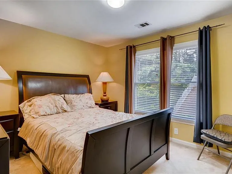 2920 Ridge Oak Dr — Photo 12