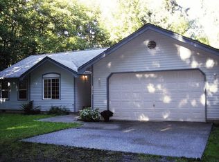 2915 S East Camano Dr, Camano Island, WA 98282