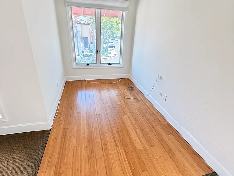 5701 Malaga Pl — Photo 26