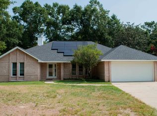 950 Shadow Ridge Dr, Pensacola, FL 32514