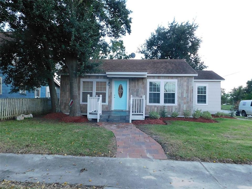 1st image of 3227 Missouri St