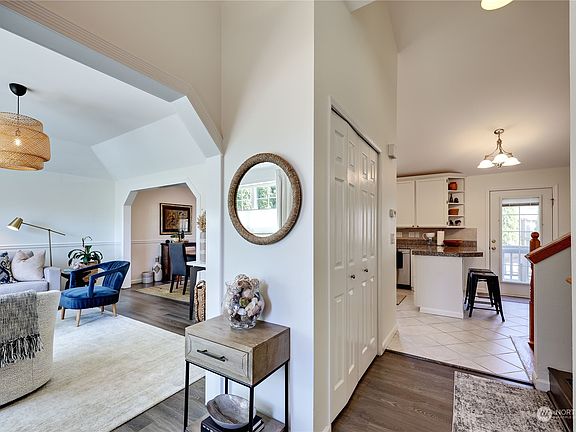 2nd image of 10316 Savannah Court NW