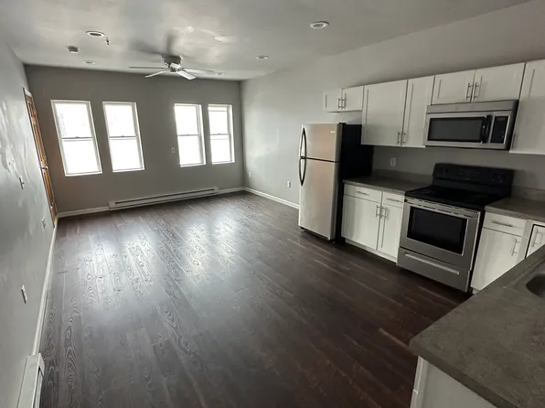 113 E Main St #201, Frostburg, MD 21532