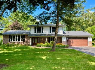 86 Old Meadow Dr, Rochester, NY 14626