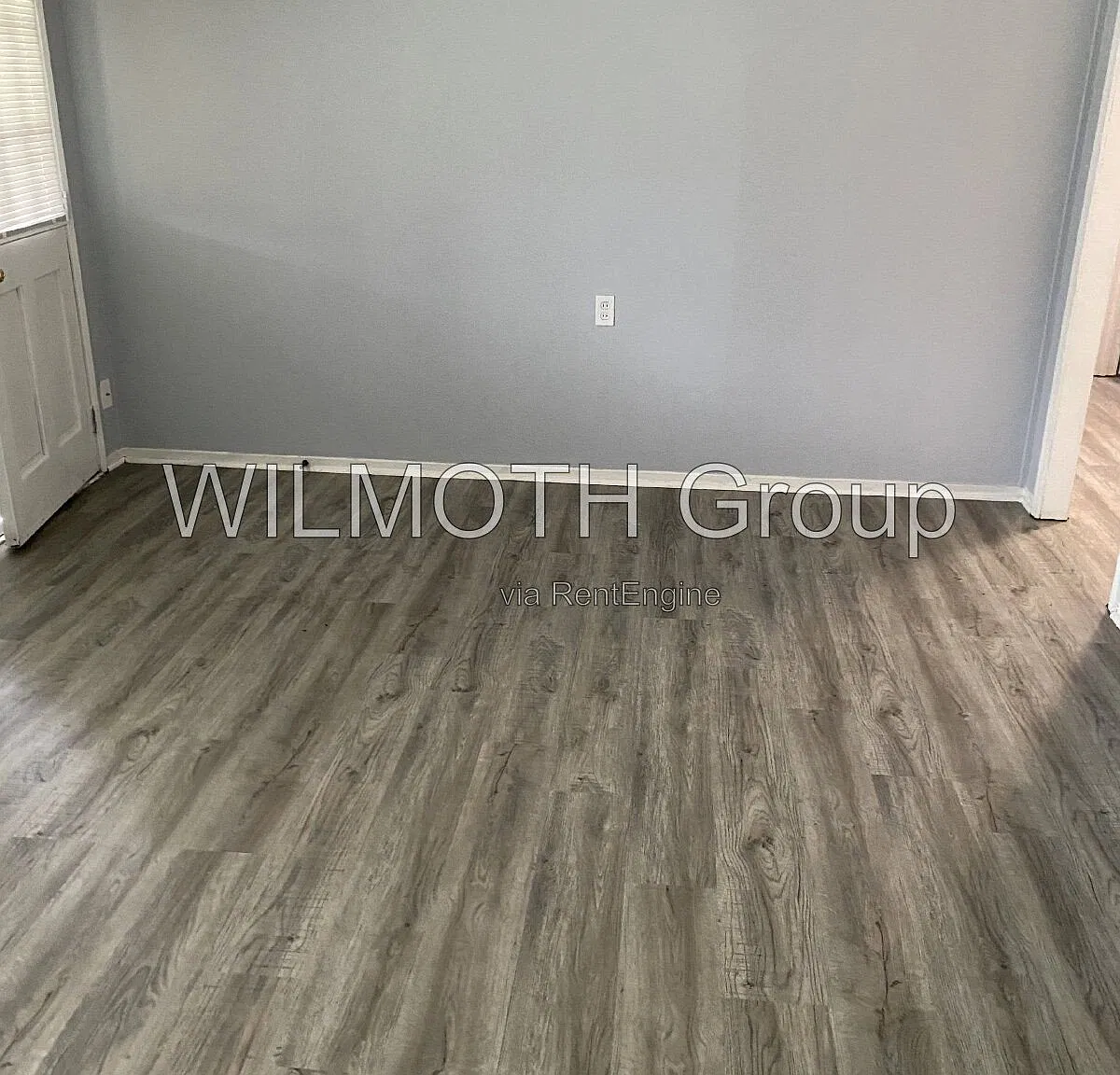 4 bed, 1.0 bath, 1000 sqft, $1,595 — Photo 3