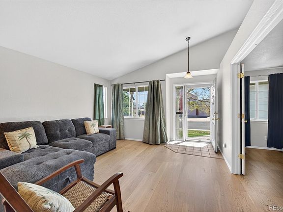 4th image of 9457 Steele Drive