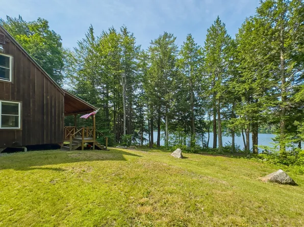 660 Sprague Road, Waldoboro, ME 04572