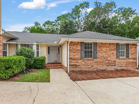 2nd image of 4818 Ballygar Dr