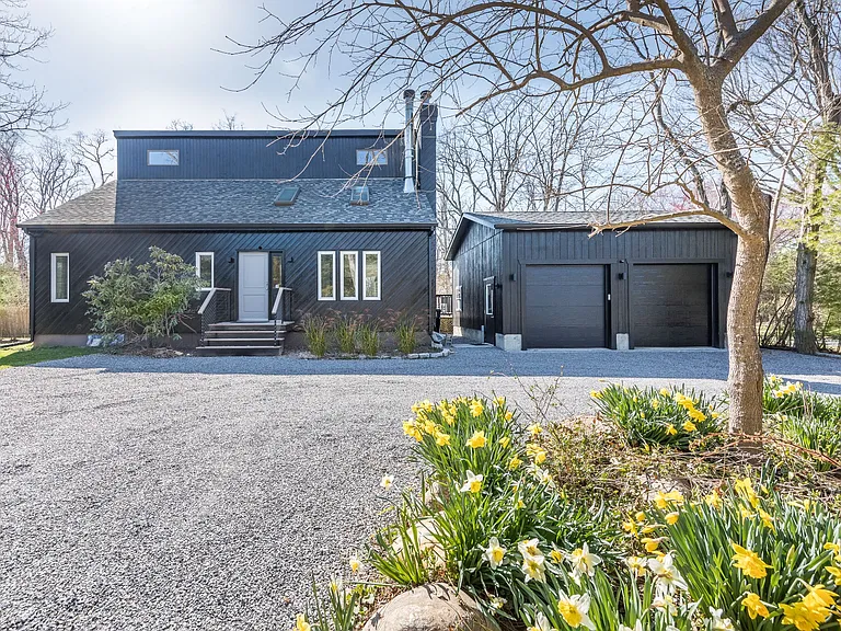 3 Linda Ln — Photo 13