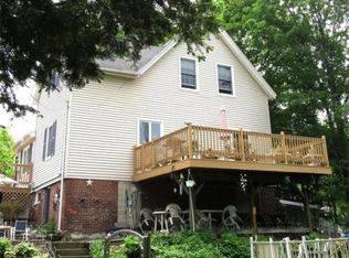 18 Rankin St, Worcester, MA 01605