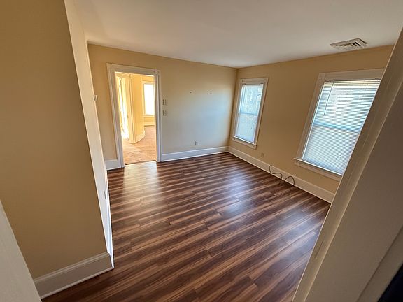 Reverse view Living room with large windows