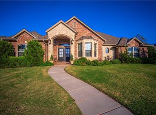 11800 Glenhurst Blvd, Oklahoma City, OK 73162