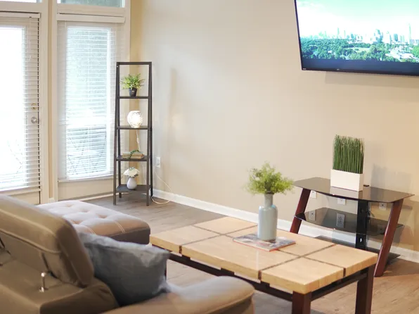 400 17th St NW Unit 2402, Atlanta, GA 30363