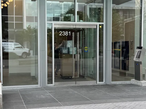2381 Beta Ave #2004, Burnaby, BC V5C 5N1