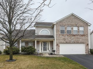 2645 Barrington Dr, Aurora, IL 60503